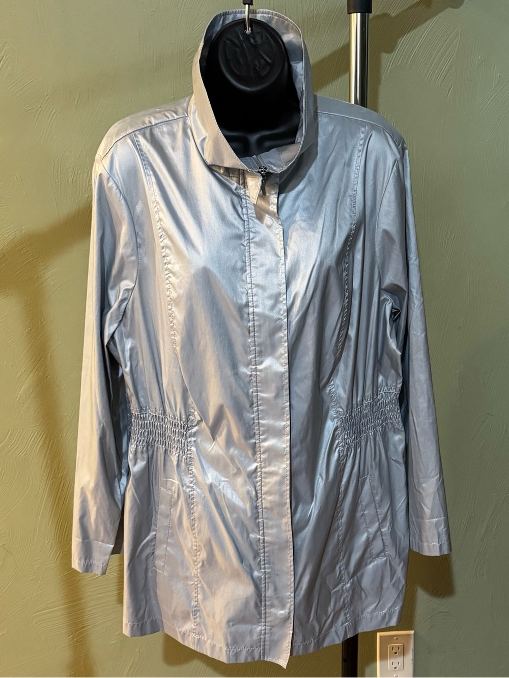 Chico's Collection Silver-Gray Lightweight Travel Rain Jacket Size 3 US 16 / XL - Picture 9 of 12